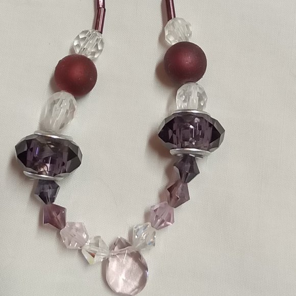 Hand Crafted Mauve/Pink  Beaded Necklace - Picture 5 of 5